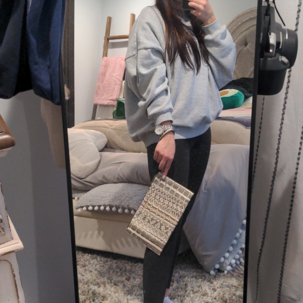 Michael Kors Clutch - Picture 10 of 10